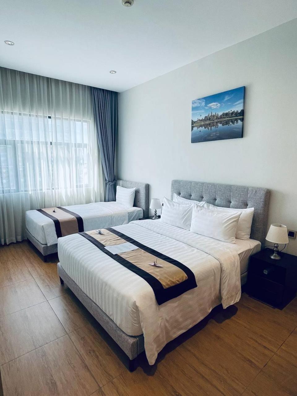The View Serviced Residence 豪景日式酒店公寓 Пномпень Екстер'єр фото