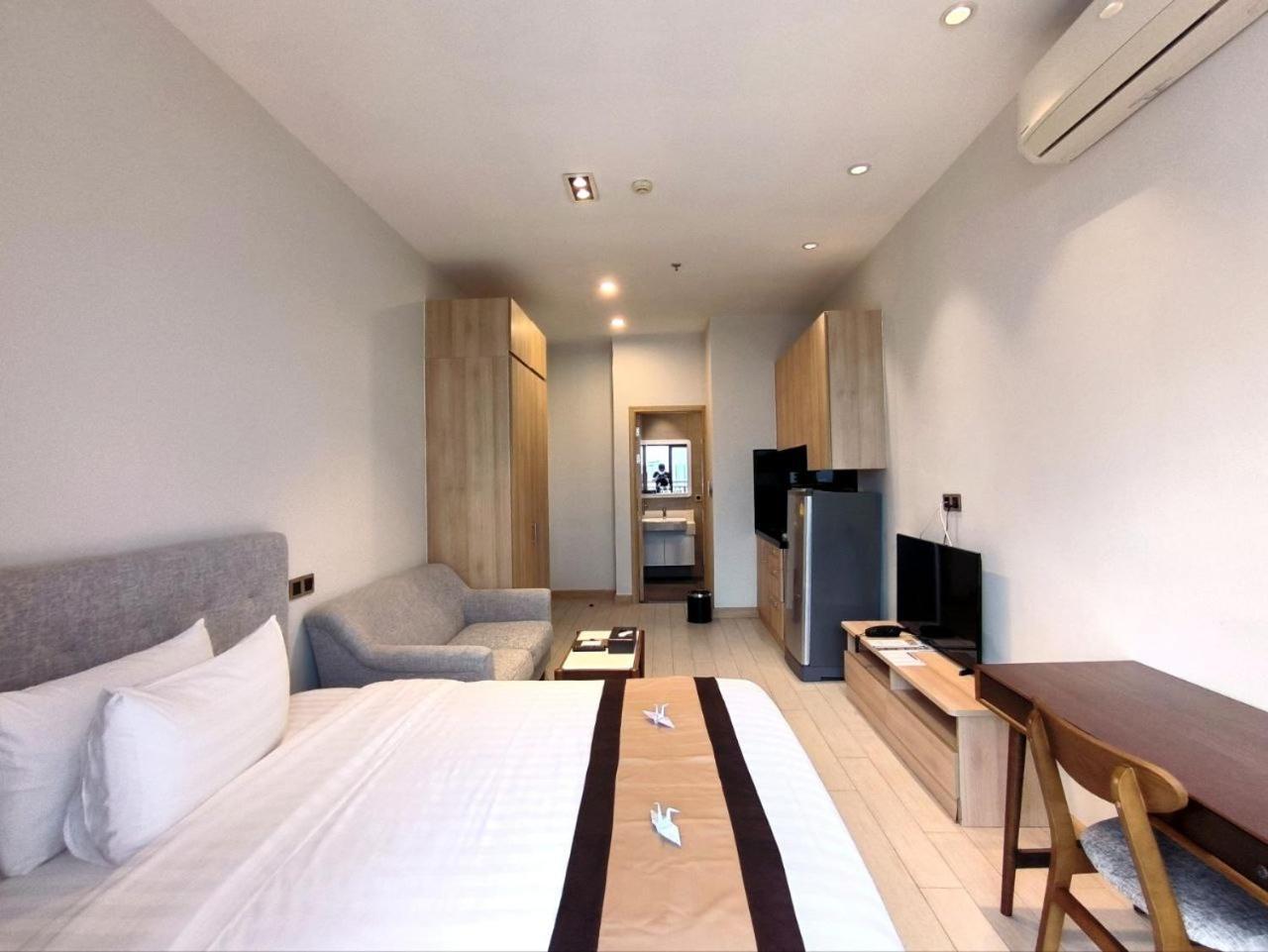 The View Serviced Residence 豪景日式酒店公寓 Пномпень Екстер'єр фото