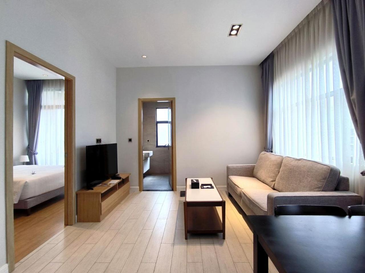 The View Serviced Residence 豪景日式酒店公寓 Пномпень Екстер'єр фото