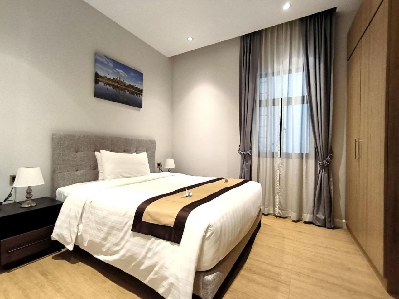 The View Serviced Residence 豪景日式酒店公寓 Пномпень Екстер'єр фото