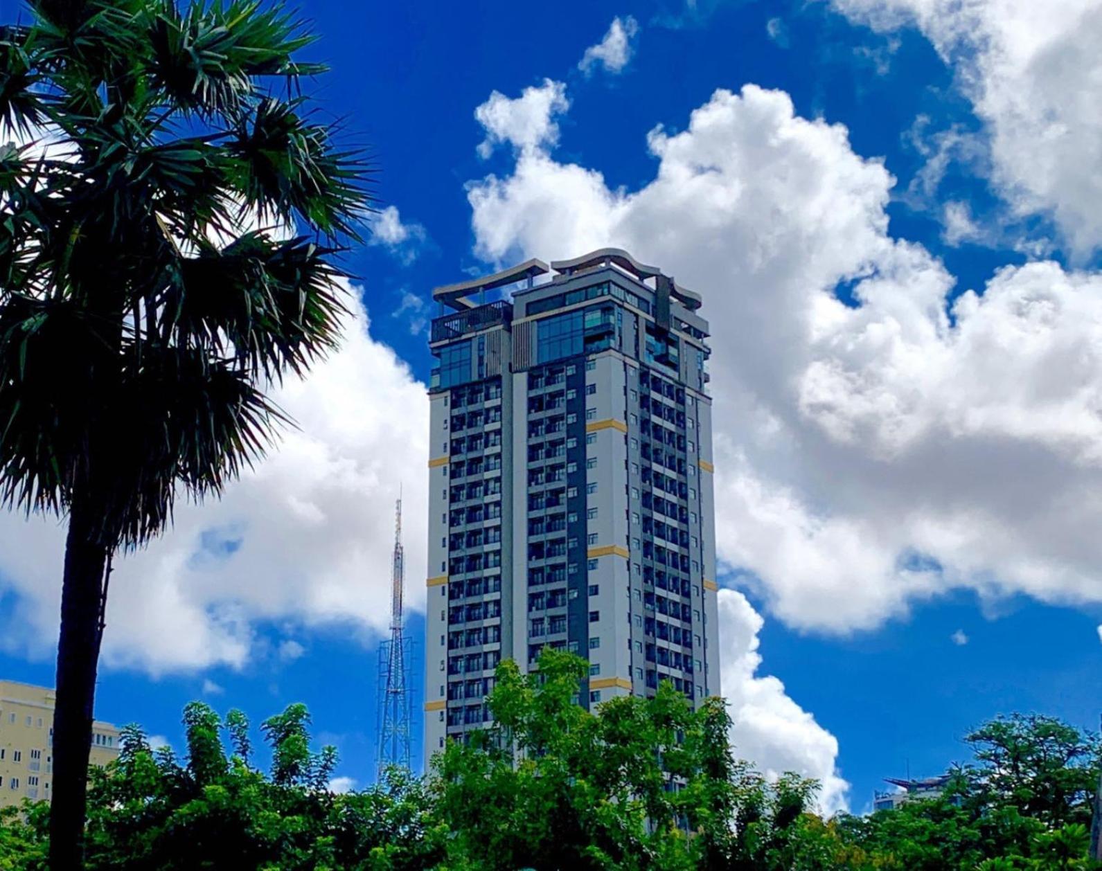 The View Serviced Residence 豪景日式酒店公寓 Пномпень Екстер'єр фото